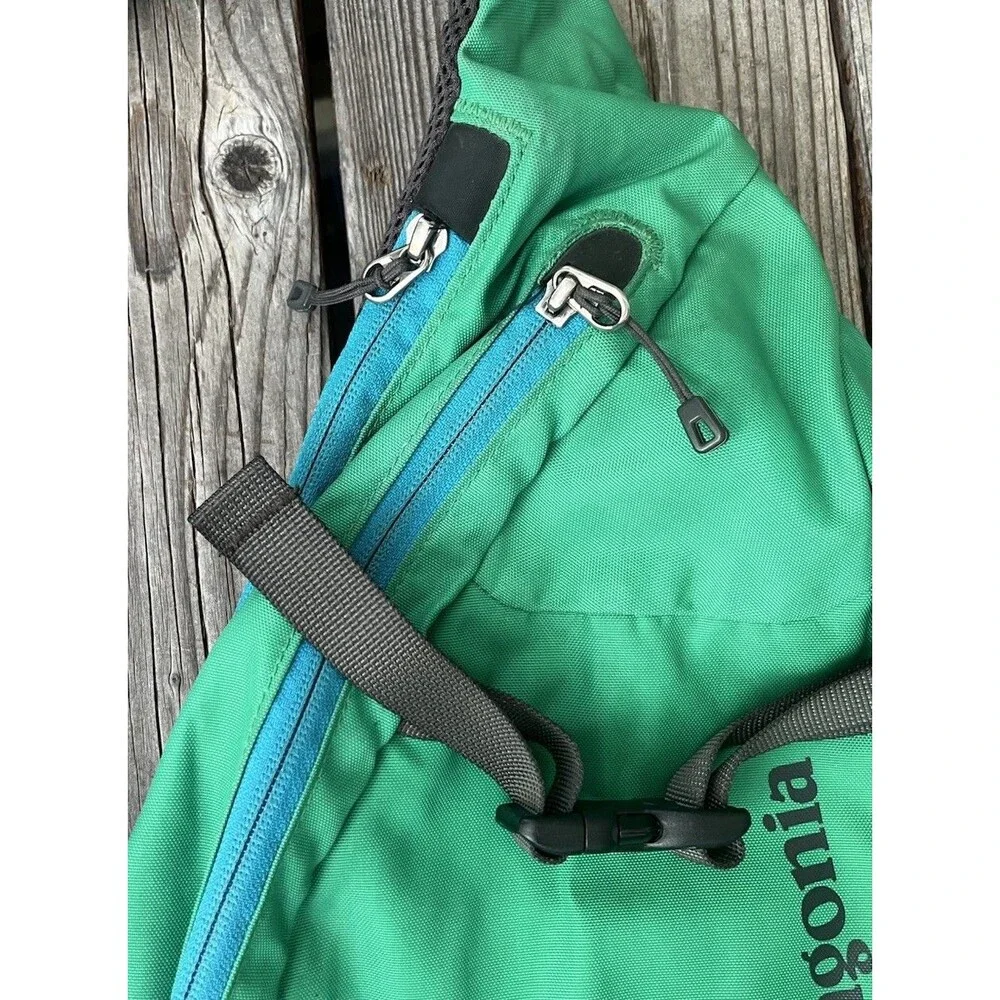 Patagonia 2012 atom